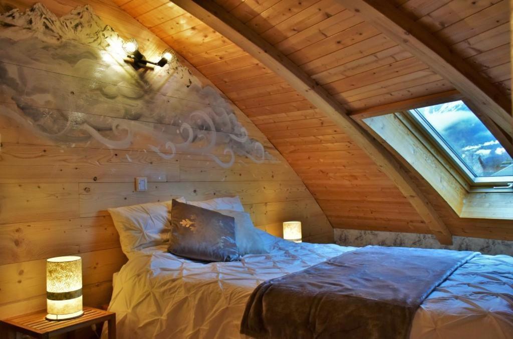Au-Dela des Nuages, Maison d'hôtes insolite&SPA Aubessagne Extérieur photo